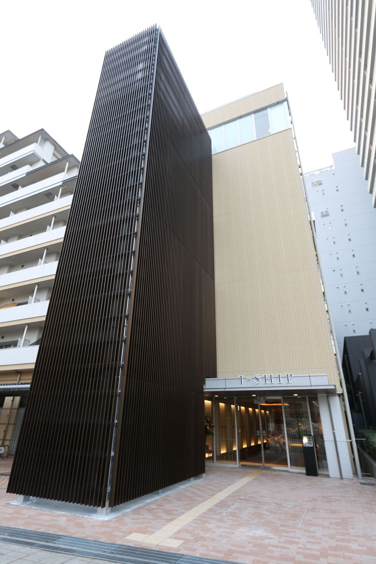 Cabin & Capsule Hotel J-Ship Osaka Namba Exterior photo