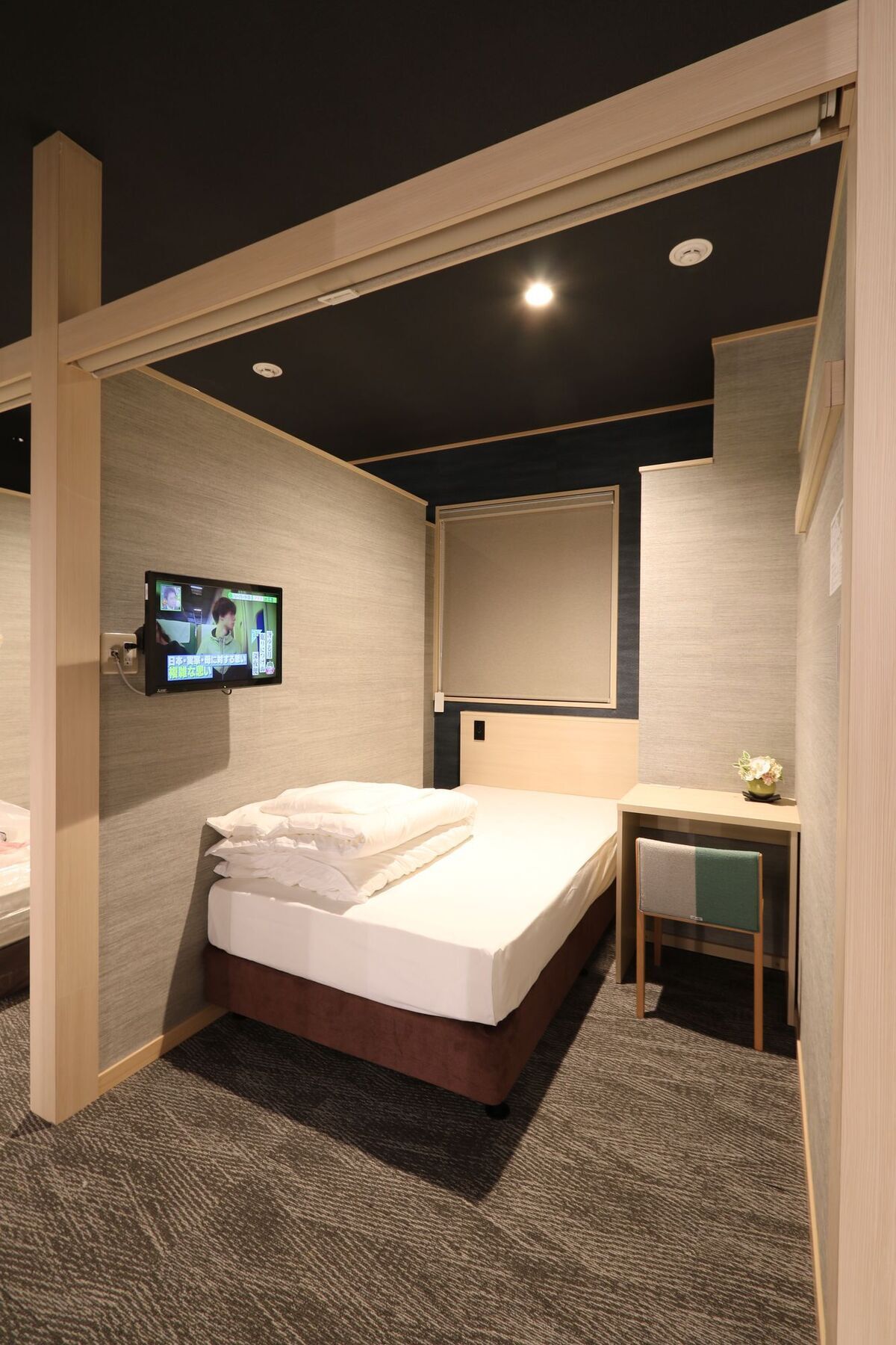 Cabin & Capsule Hotel J-Ship Osaka Namba Exterior photo