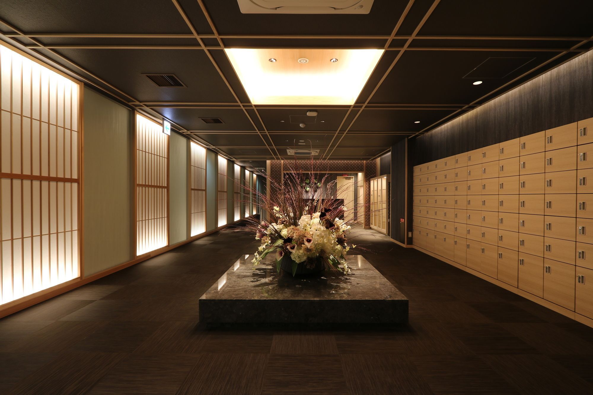 Cabin & Capsule Hotel J-Ship Osaka Namba Exterior photo